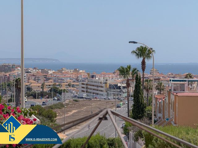 Torreblanca! Espectacular apartamento con increíbles vistas panorámicas a la laguna rosa y al mar! + 3 piscinas comunitarias photo 0