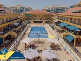 Oportunidad en Viñamar! Exclusivo Bungalow con luminosa terraza gigante a 280 metros de la playa de leña mata photo 0