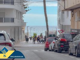 Islandia! Amplio apartamento con excelente distribución de espacios + Garaje Incluido en el precio (80 mts playa) photo 0
