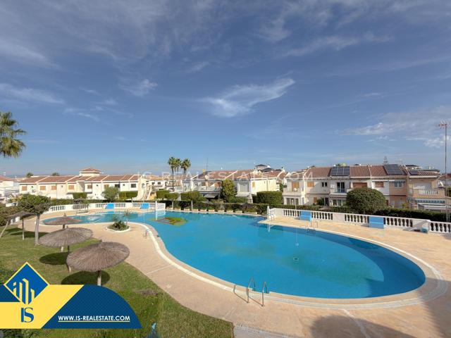Parquemar! Exclusivo apartamento con impresionante terraza y Gigantesca piscina comunitaria con zonas ajardianadas photo 0