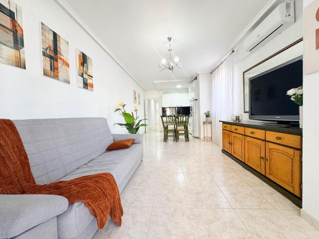 Oportunidad única en Acequion, Torrevieja: Acogedor apartamento a solo 150 metros del mar photo 0