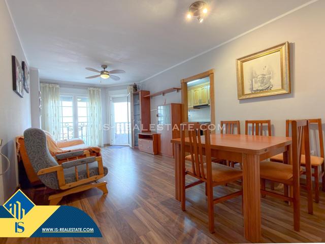 Oportunidad! Impresionante apartamento (2008) diseñado con excelentes calidades a 400 metros del mar photo 0