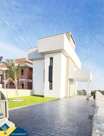 Unifamiliar Pareada En venta en La Finca, Algorfa photo 0