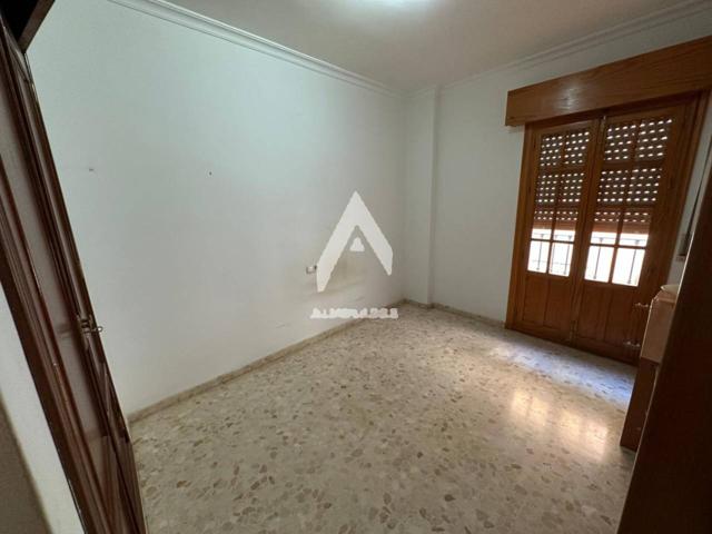 Venta de piso en Antequera photo 0