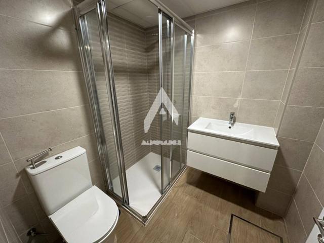 Venta de piso en Antequera a estrenar photo 0