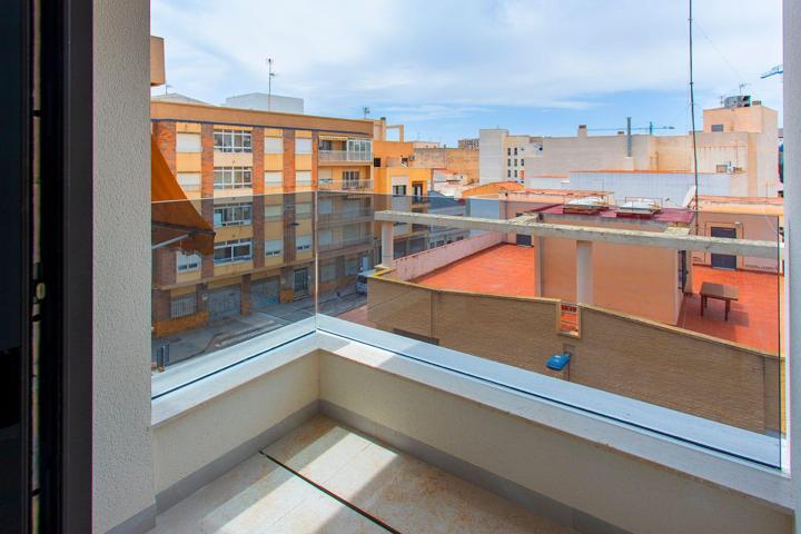 Piso En venta en Torrevieja photo 0