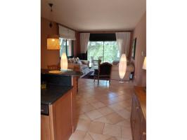 Apartamento en Zona Exclusiva de la Urbanización Torremirona Golf Resort photo 0