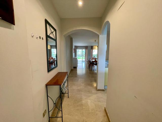 Encantador piso de 2 habitaciones y 2 baños en Riviera del photo 0
