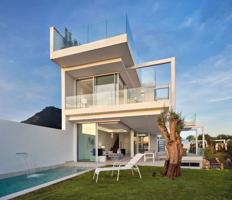 Unifamiliar En venta en Xarblanca, Marbella photo 0