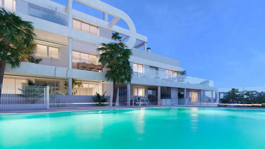 Dúplex En venta en Estepona photo 0