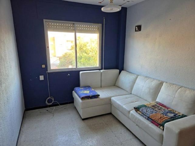 AMPLIO PISO FAMILIAR DE 140 m2 · 4 DORMITORIOS · TERRAZA · GARAJE · UBICACIÓN PRIVILEGIADA photo 0