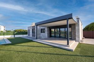 Terreno Urbanizable en Venta en En plaza de Calicanto Torrent, Valencia photo 0