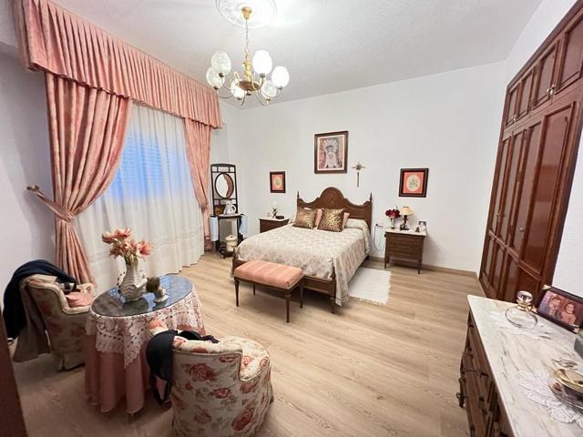 Casa En venta en Casco Histórico, Salobreña photo 0