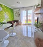 PISO DE LUJO EN ALBUÑOL photo 0