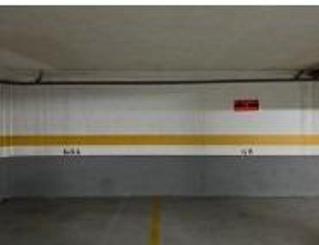 Parking En alquiler en Areal -Rosalía De Castro, Vigo photo 0
