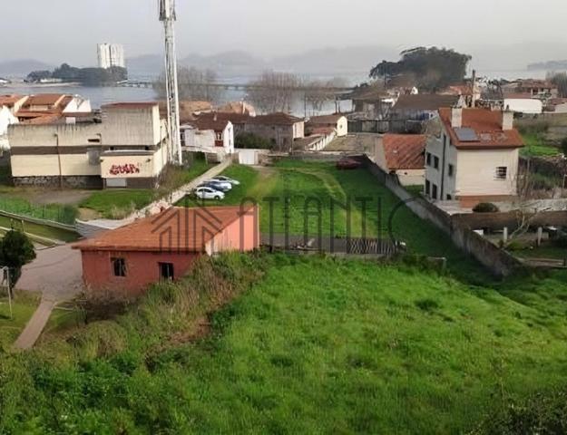 Terreno Urbanizable En venta en Oia, Vigo photo 0
