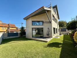 Unifamiliar En venta en Oia, Vigo photo 0