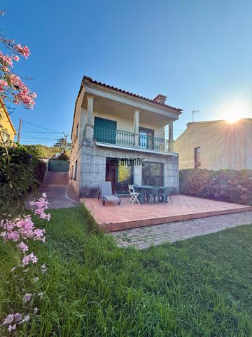 Unifamiliar En venta en Darbo, Cangas photo 0
