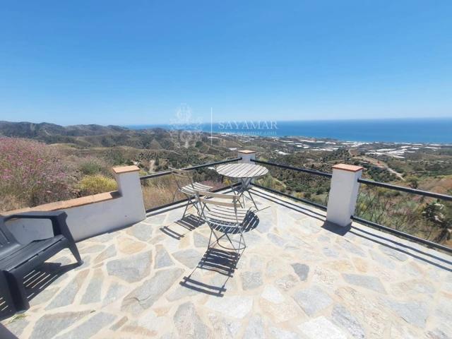 Villa En venta en Sayalonga photo 0