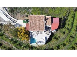 Villa En venta en Sayalonga photo 0