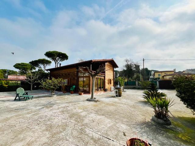 Casa-Chalet en Venta en Caldes De Malavella Girona photo 0