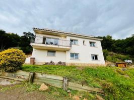 Casa-Chalet en Venta en Canyera, La Girona photo 0