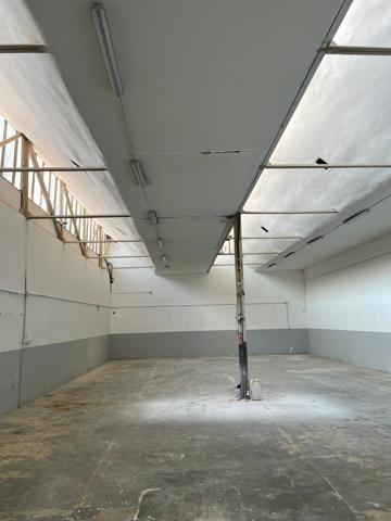 MAGNIFICA NAVE EN VENTA EN SANT FOST photo 0