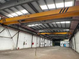 NAVE INDUSTRIAL CON PUENTES GRUA photo 0