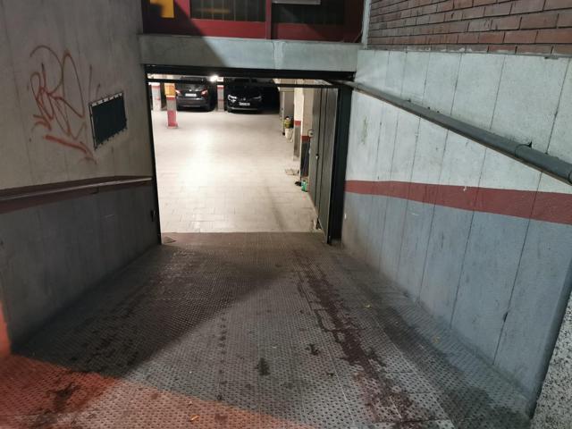Venta de dos plazas de aparcamiento en conjunto photo 0