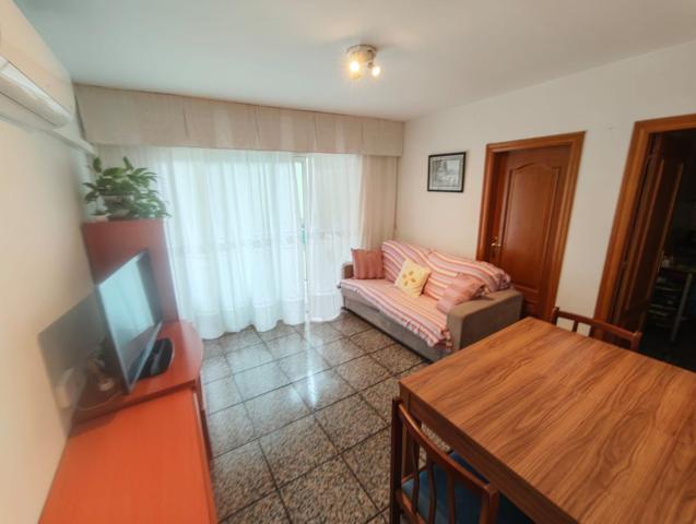 Piso con balcón y ascensor en pleno centro de Mollet photo 0