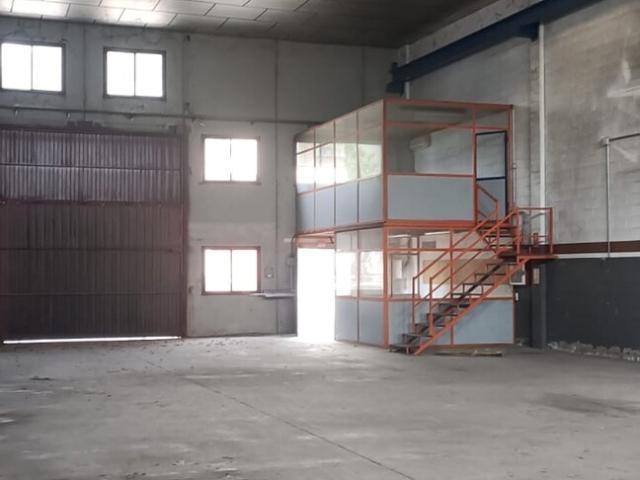 MAGNIFICA NAVE EN ALQUILER EN STA. EULALIA photo 0