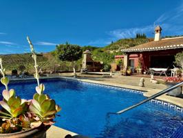 Casa Rustica en Benamocarra photo 0