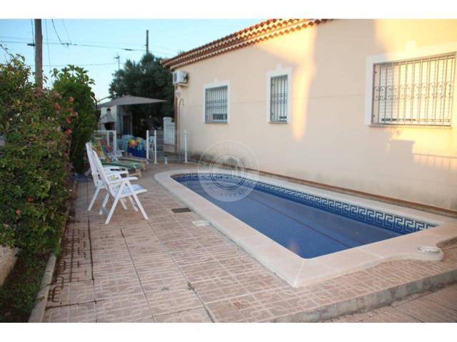 Bonito pareado céntrico con piscina privada photo 0