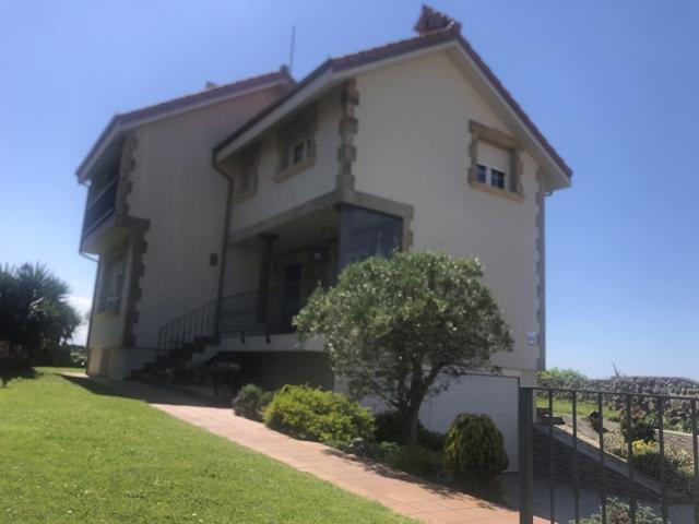 Casa-Chalet en Venta en Santander Cantabria CUETO photo 0