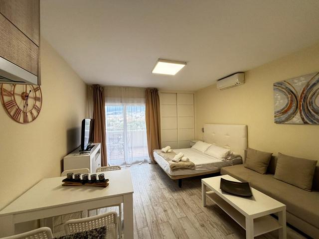 Piso En venta en Benalmádena photo 0