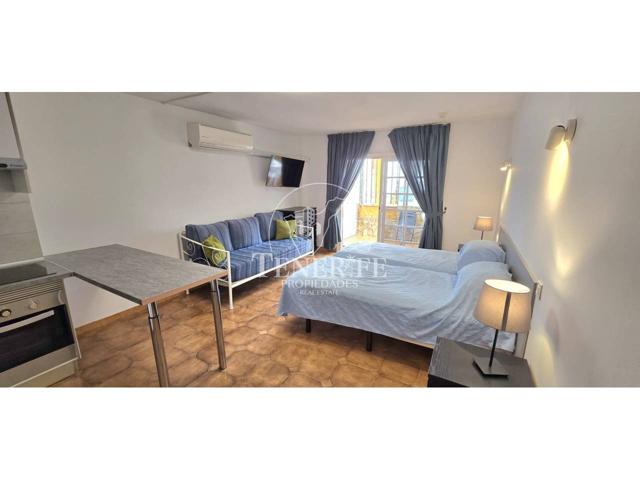 Estudio en Planta Baja con Vistas a la Piscina – ¡En Complejo Turístico Frente al Mar! en Adeje Torviscas photo 0