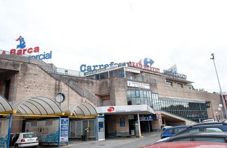 Local comercial en Poio zona A barca photo 0