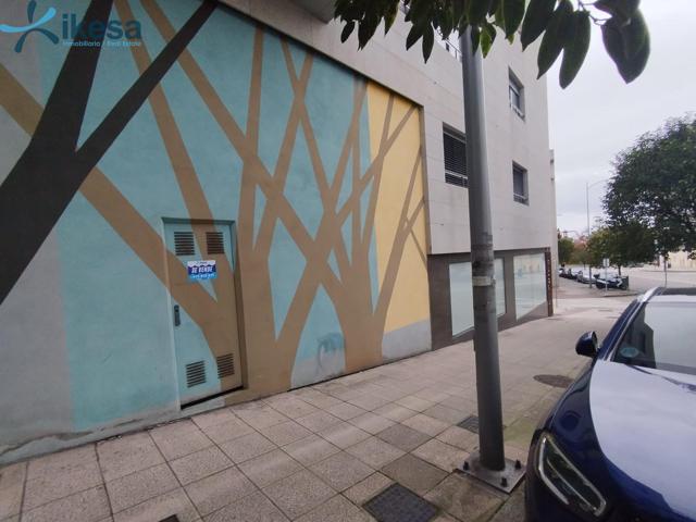 👑 ¡TRIPLE POTENCIAL! Local de 172 m2 y 3 Alturas en Clara Campoamor (Vigo) 👑 photo 0