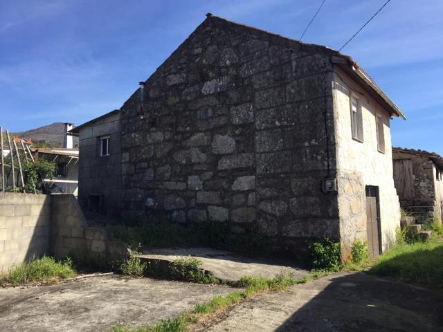 Unifamiliar Pareada En venta en Galicia, Arbo photo 0