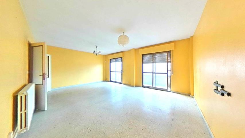 Piso En venta en Zona Hospital Comarcal 1, O Barco De Valdeorras photo 0