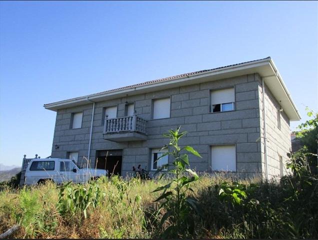 Casa En venta en Galicia, Entrimo photo 0