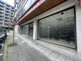 Amplio Local Comercial en el Corazón de Vigo, Zona Corte Inglés photo 0