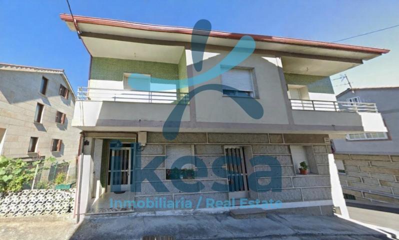 Amplia Casa en San Francisco, Ourense - Oportunidad Única photo 0