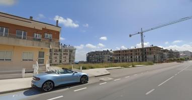 Gran Oportunidad de Inversión en Terreno Urbano en Foz photo 0