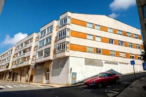 Amplio y Luminoso Piso en San Salvador, Poio photo 0