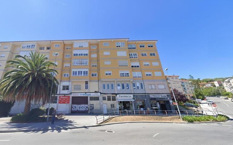 Amplio local comercial en Vista Hermosa, Ourense photo 0