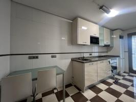 Precioso, piso de dos habitaciones con dos baños photo 0