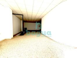 Local En venta en Almendralejo photo 0