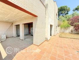 Casa con OBRA SIN FINALIZAR en Santa Eulàlia de Ronçana photo 0