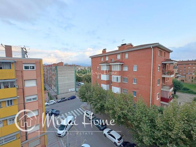 Piso con Balcón en Santa Perpetua de Moguda photo 0